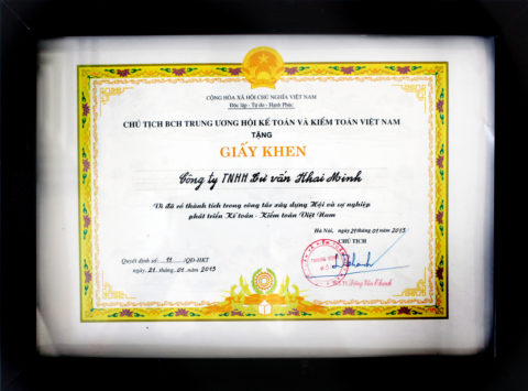 2013年、2014年にKMCはベトナム会計監査協会（VAA）から名誉ある賞を頂きました。