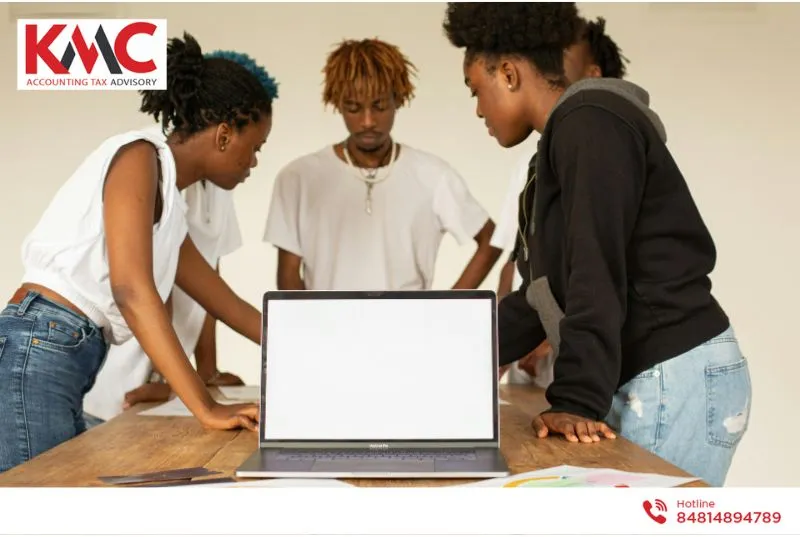 thay-doi-co-dong-sang-lap-la-gi