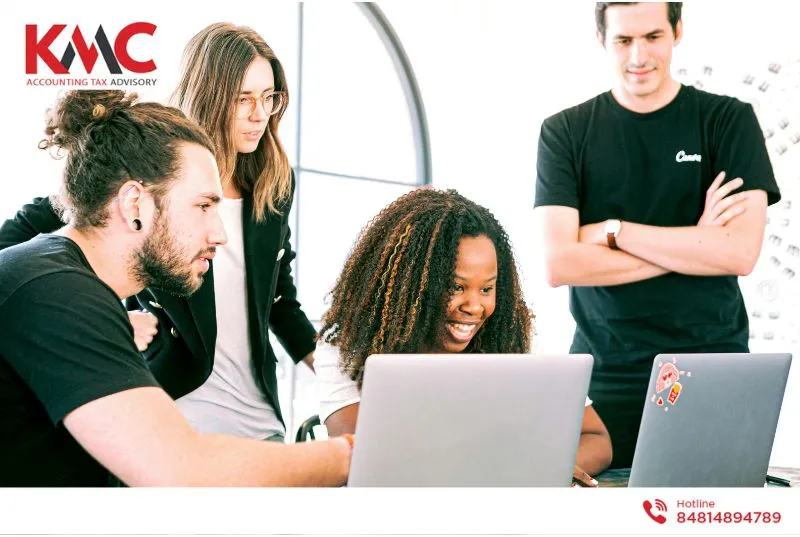 phan-biet-2-khoan-muc-de-hach-toan-tien-phat-cham-nop-thue