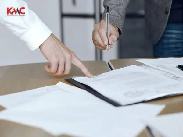 Mua lại công ty Việt Nam